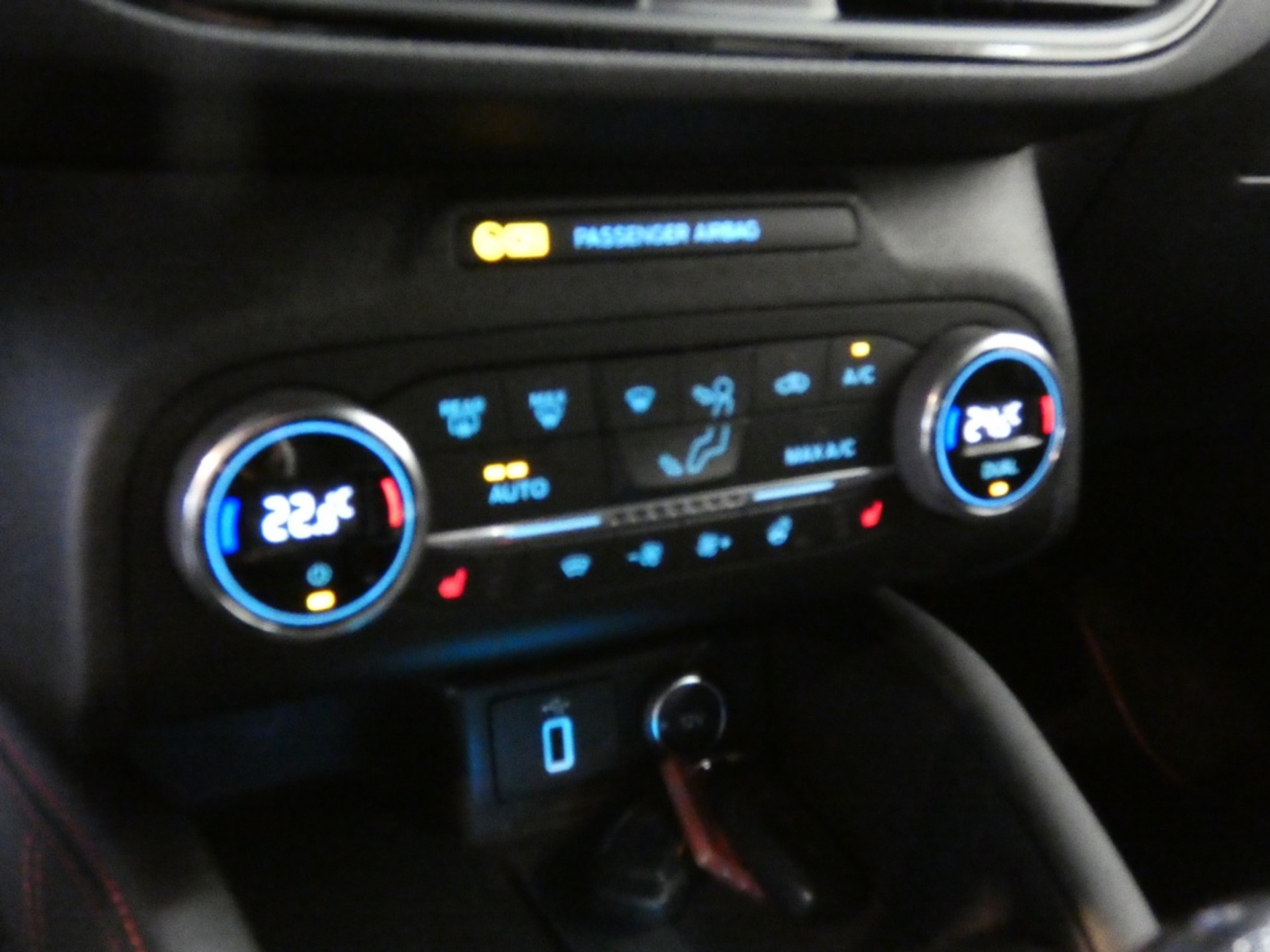 41010770-21.jpg