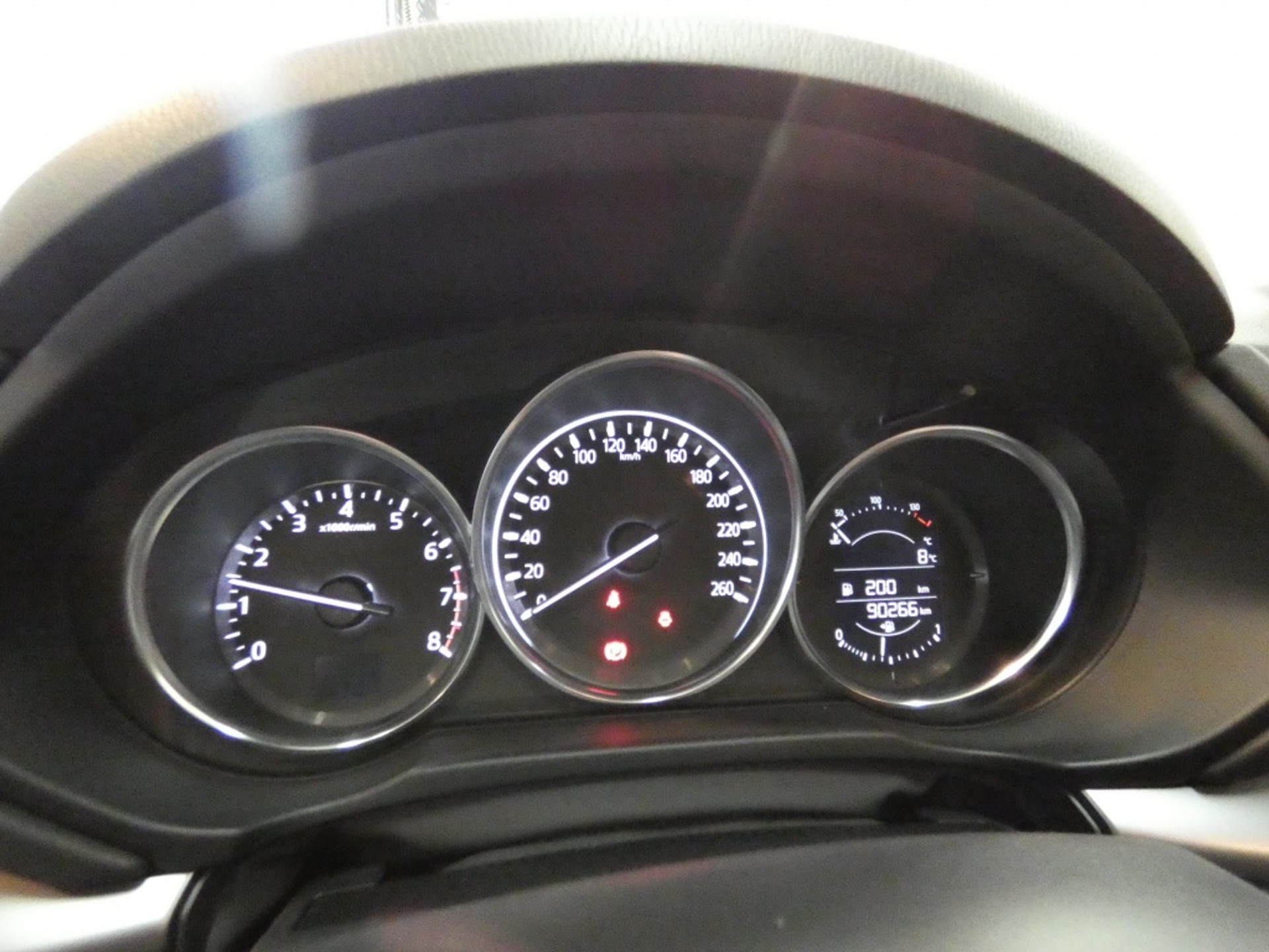42400434-10.jpg