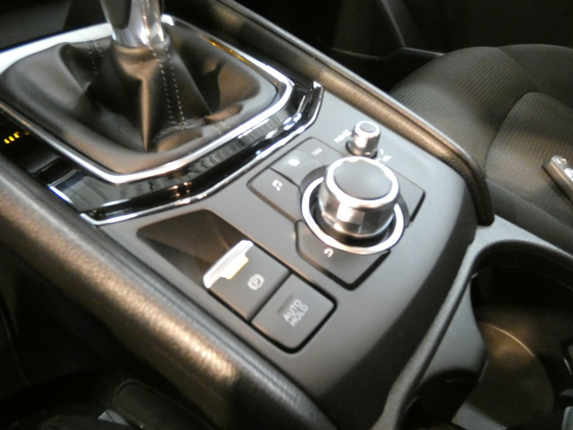 42400434-12.jpg
