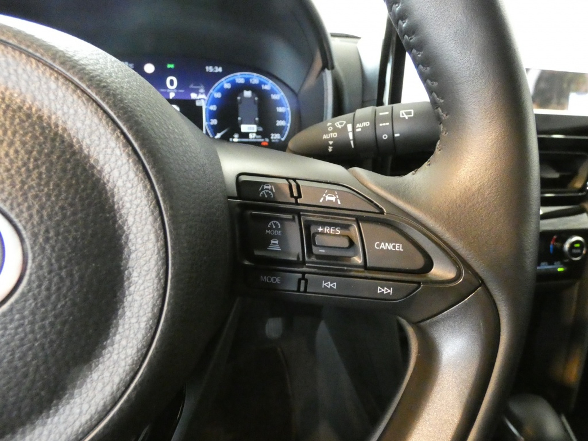 44990007-19.jpg