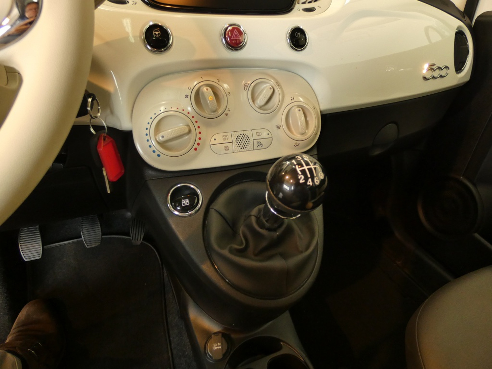 44990008-9.jpg
