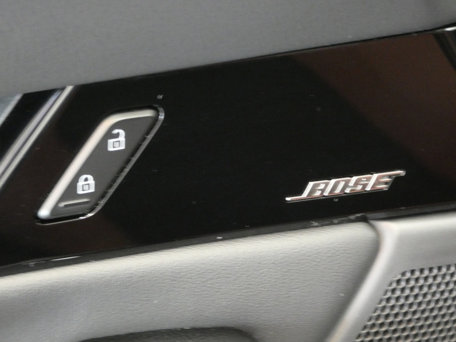 45635489-12.jpg