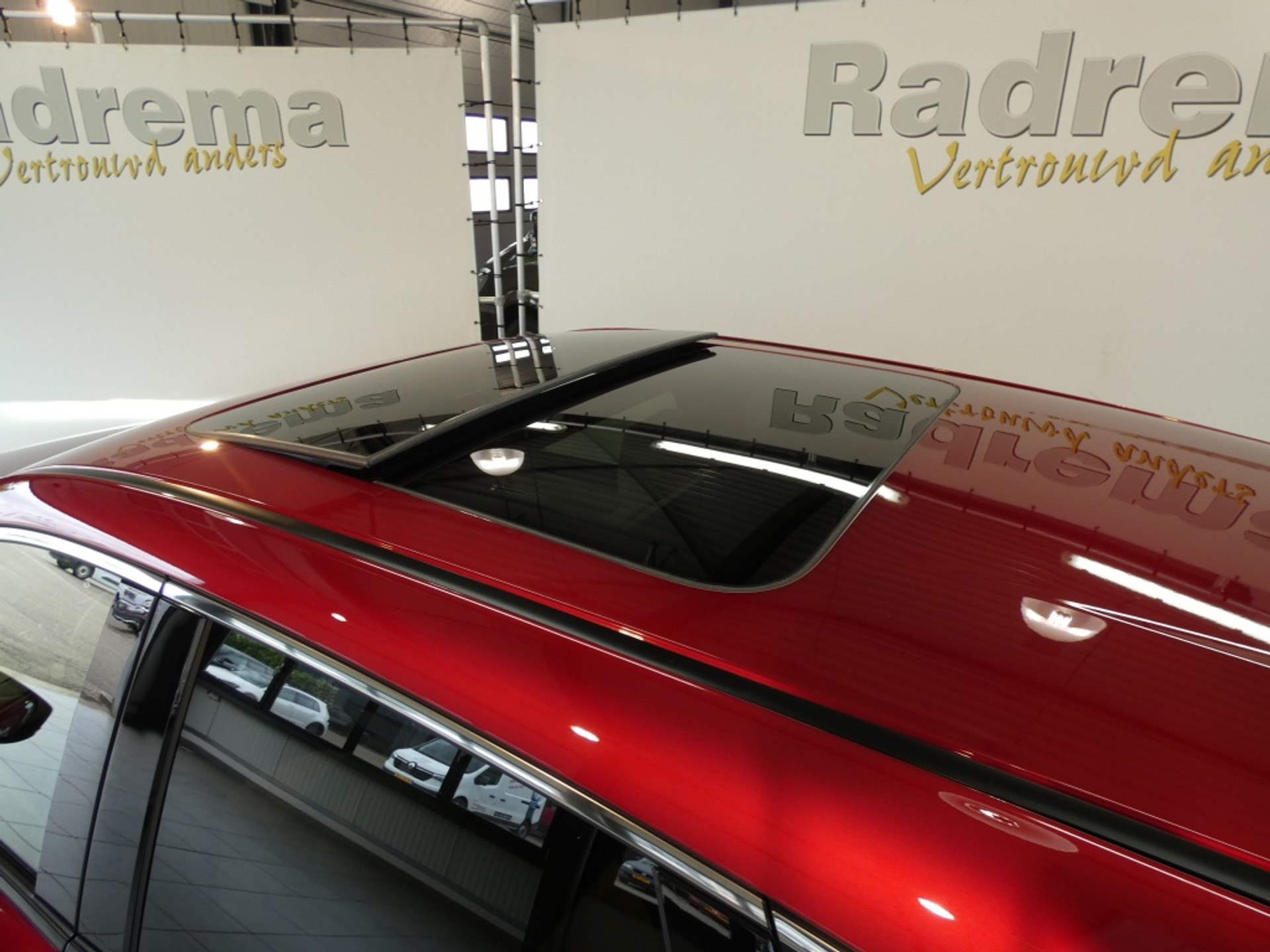 45870464-10.jpg
