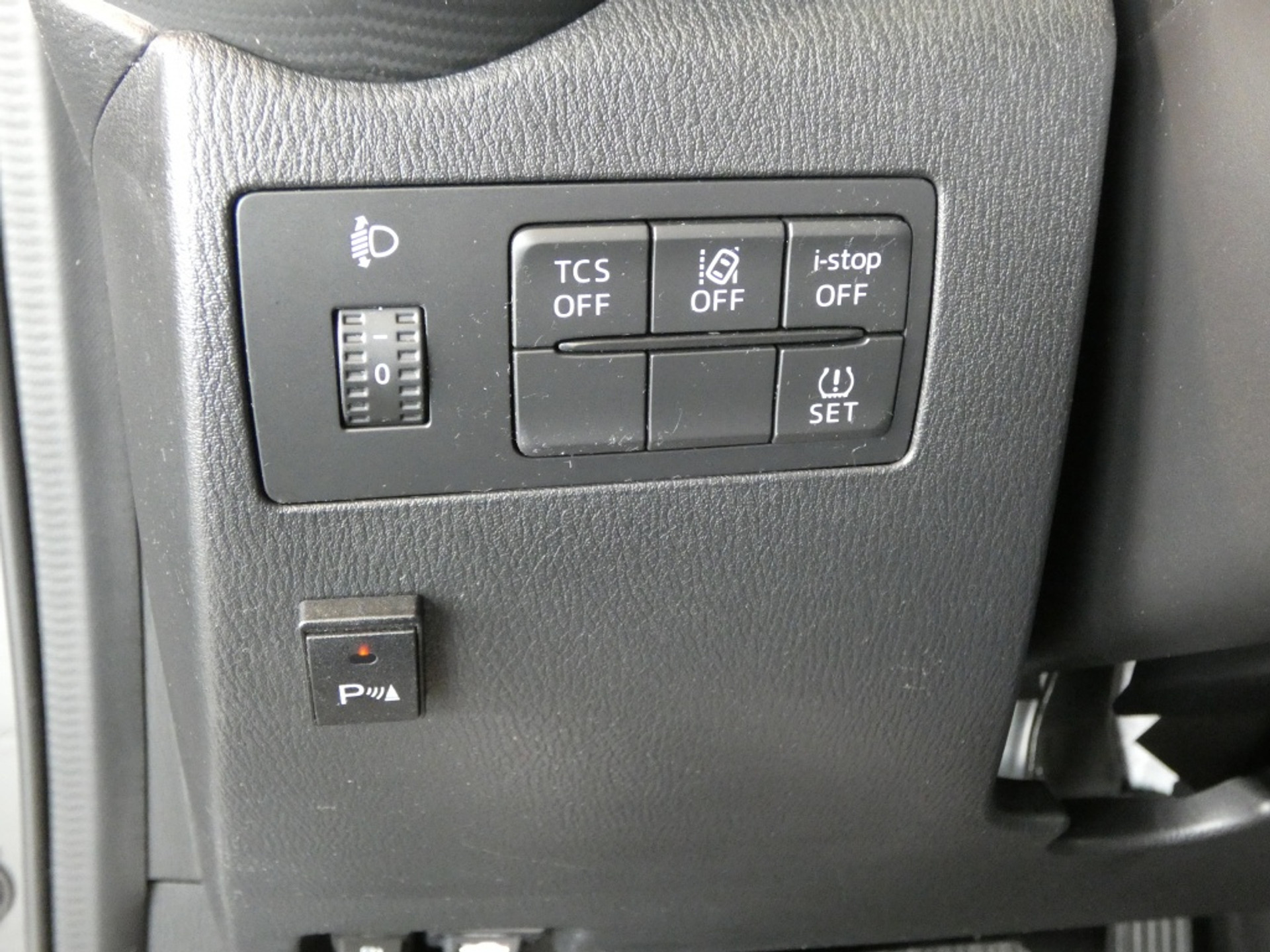 46357258-14.jpg