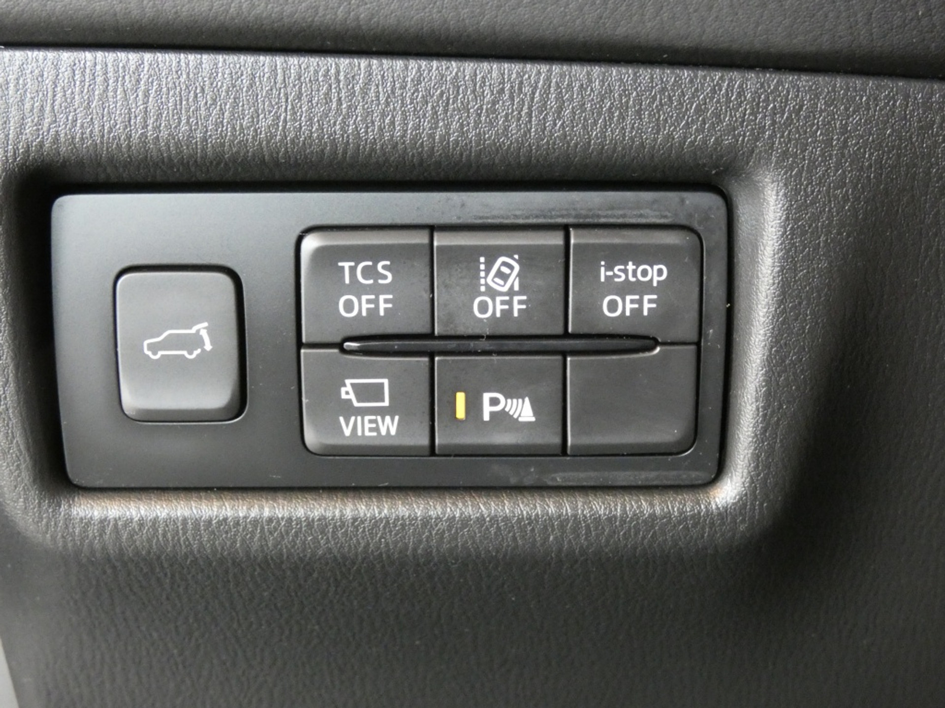 46949311-25.jpg