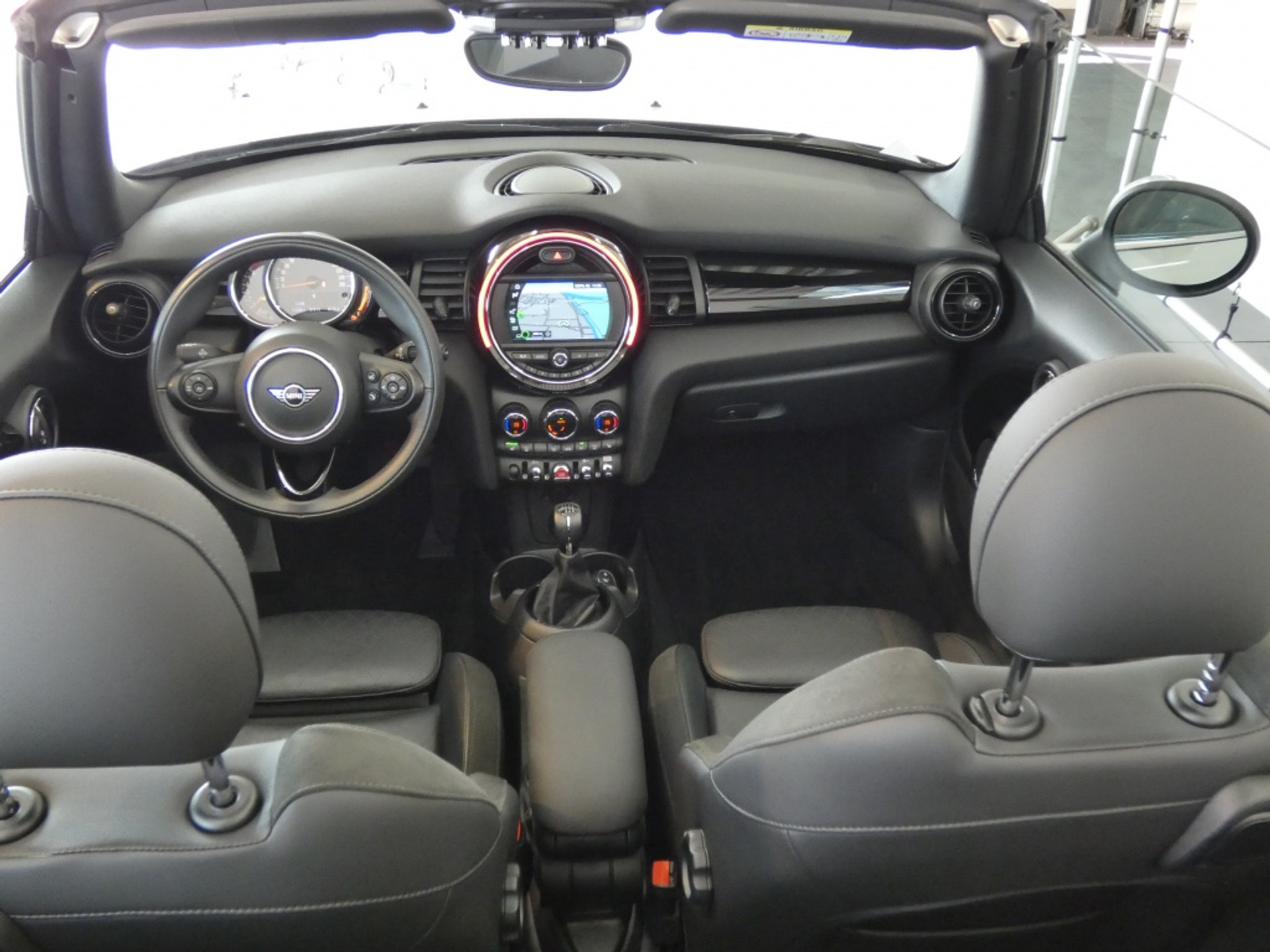 47068440-26.jpg