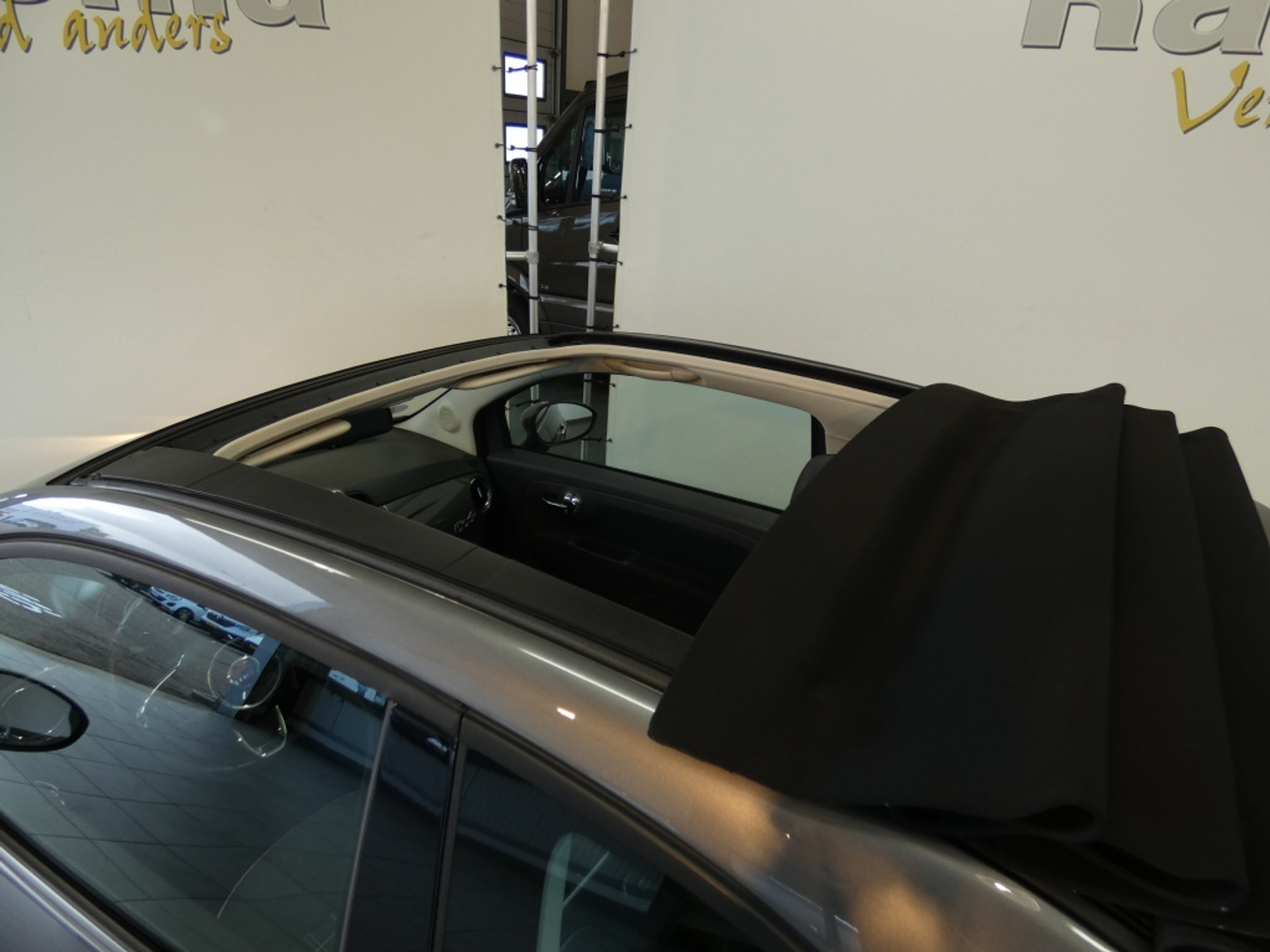 47535023-17.jpg