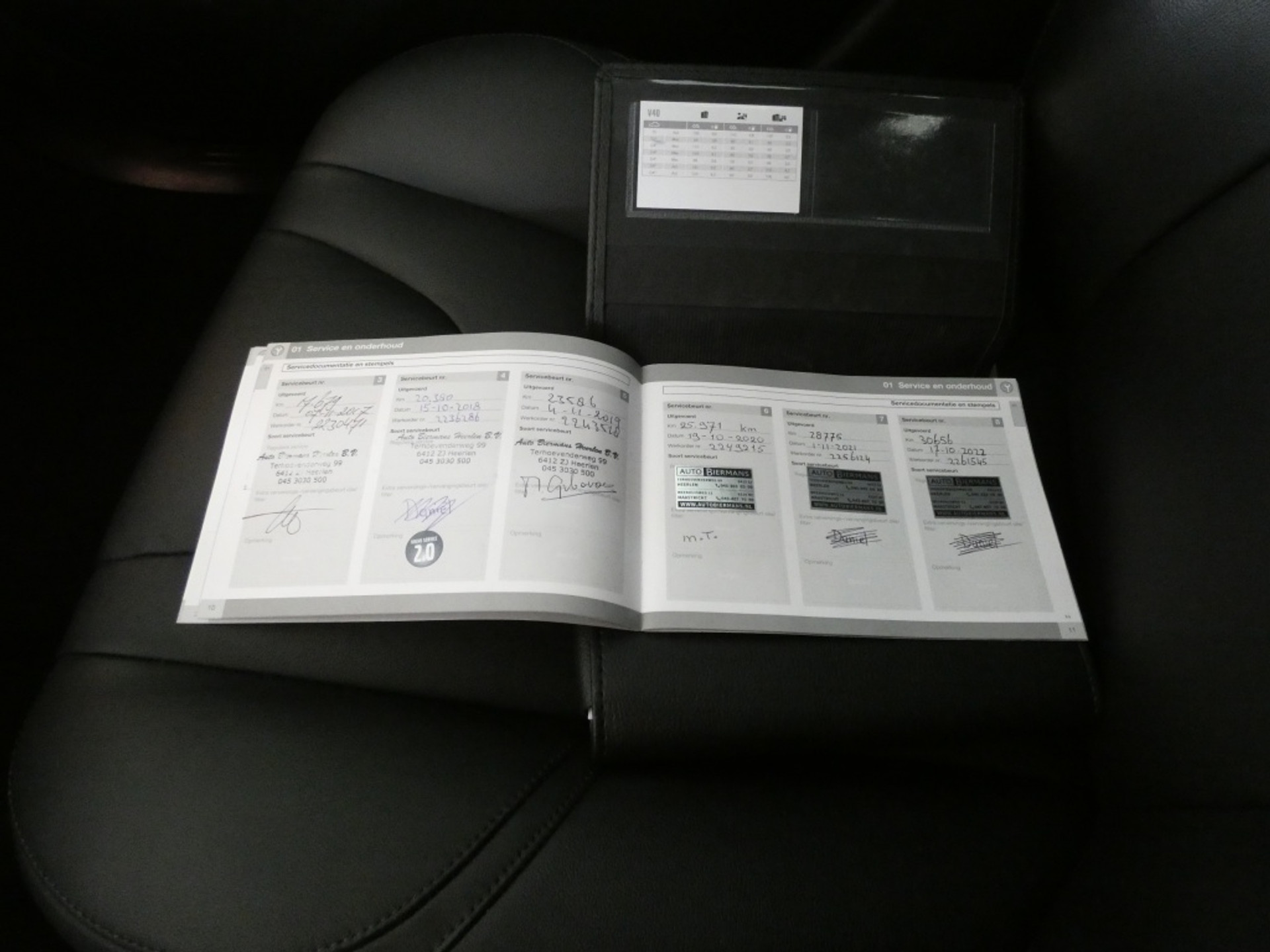 47614435-24.jpg